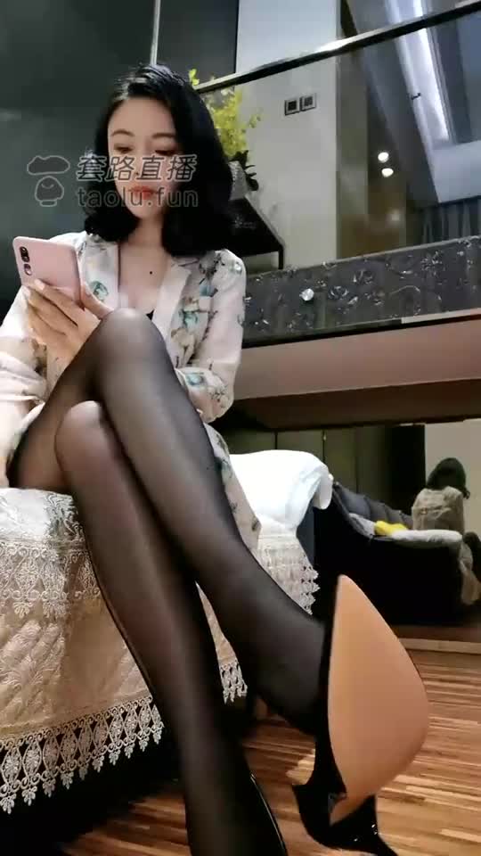  (8)
