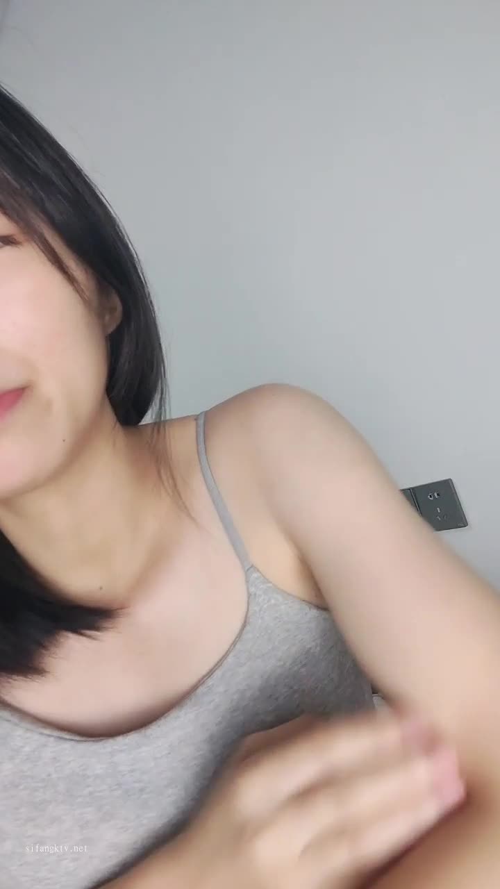  (12)