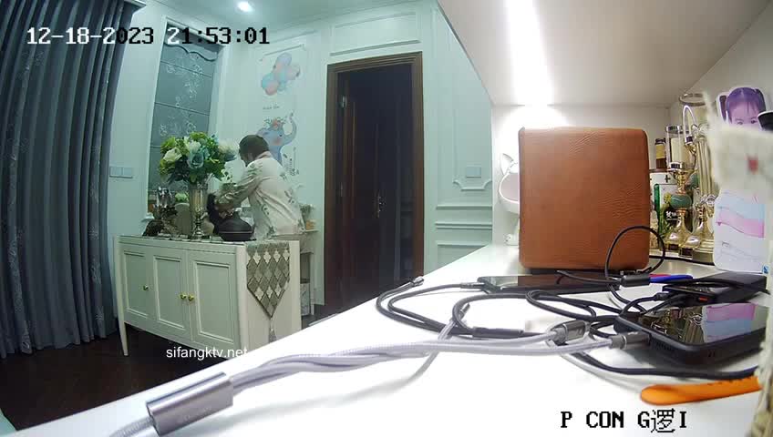  (1)