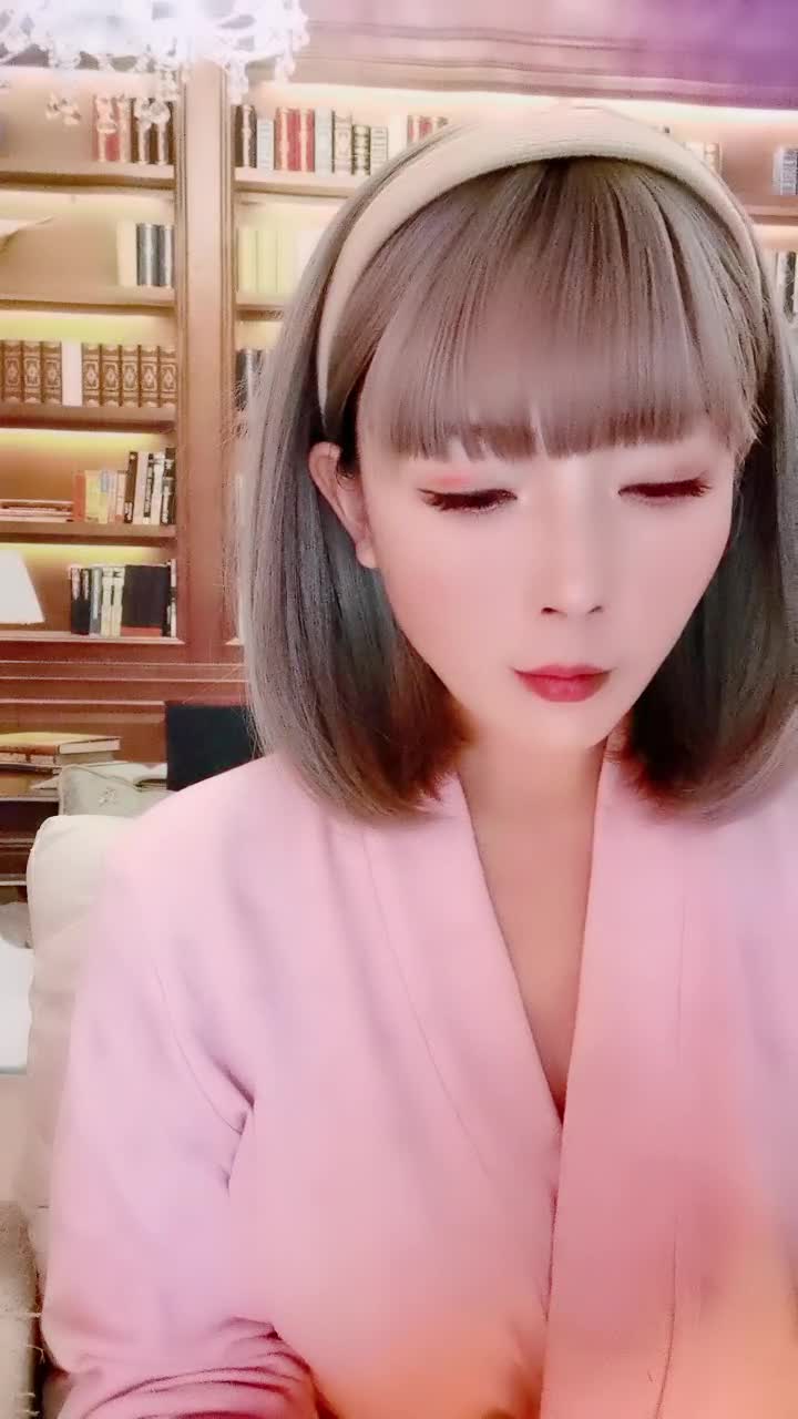  (10)