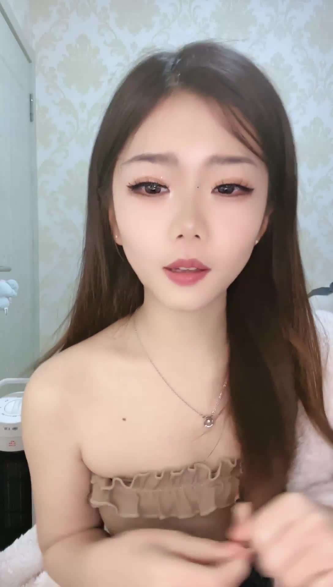 (1)