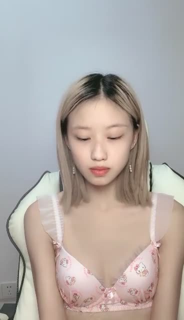  (43)