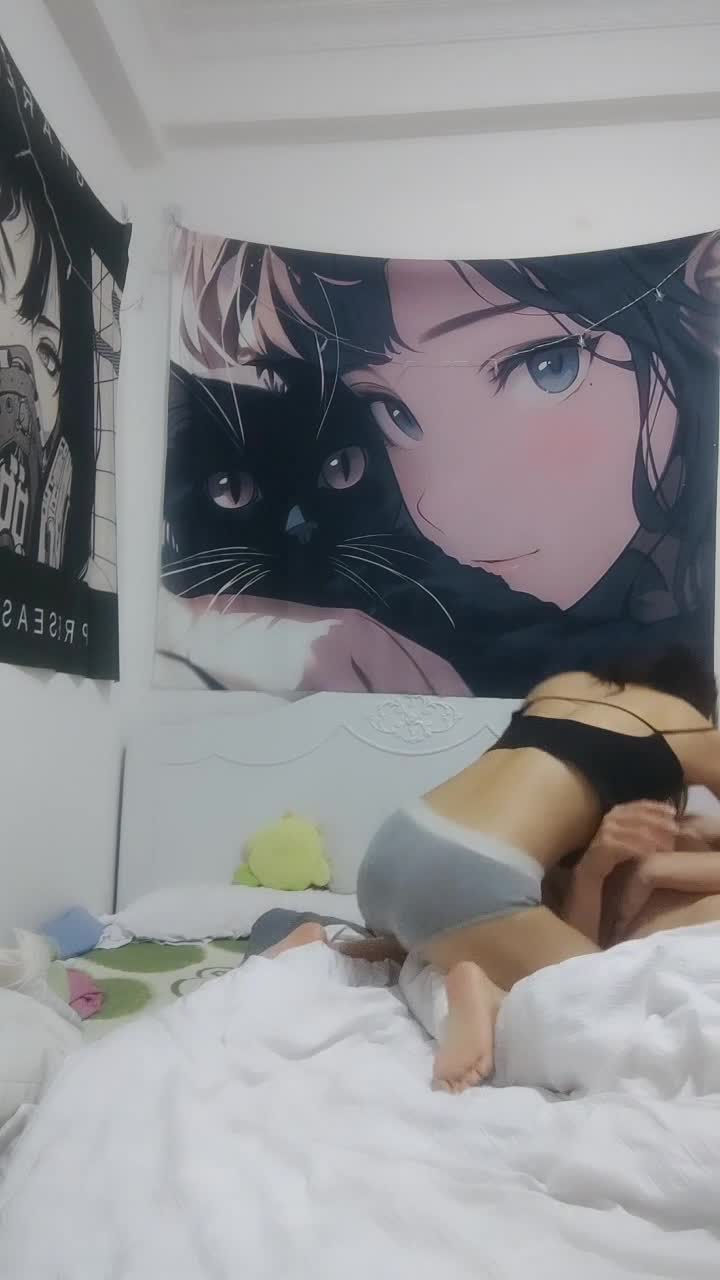  (82)