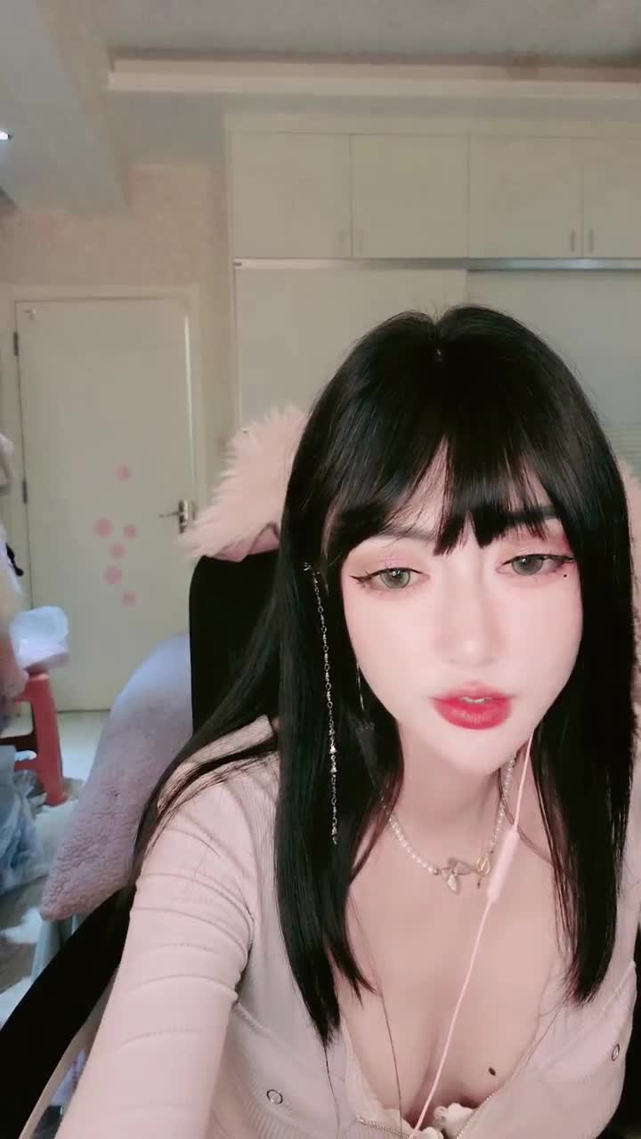  (36)