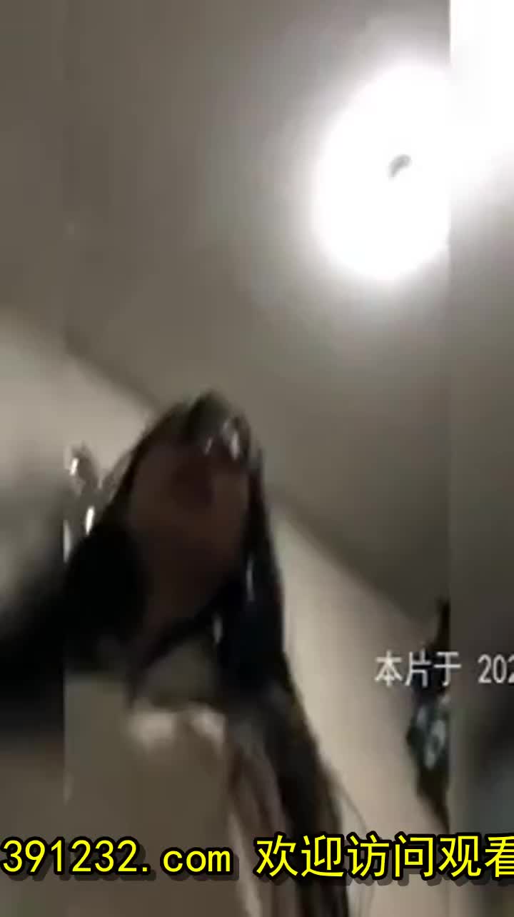  (12)