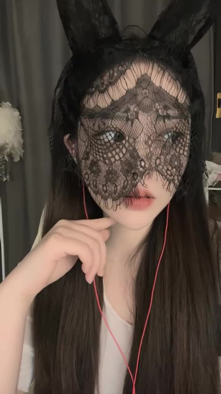  (22)