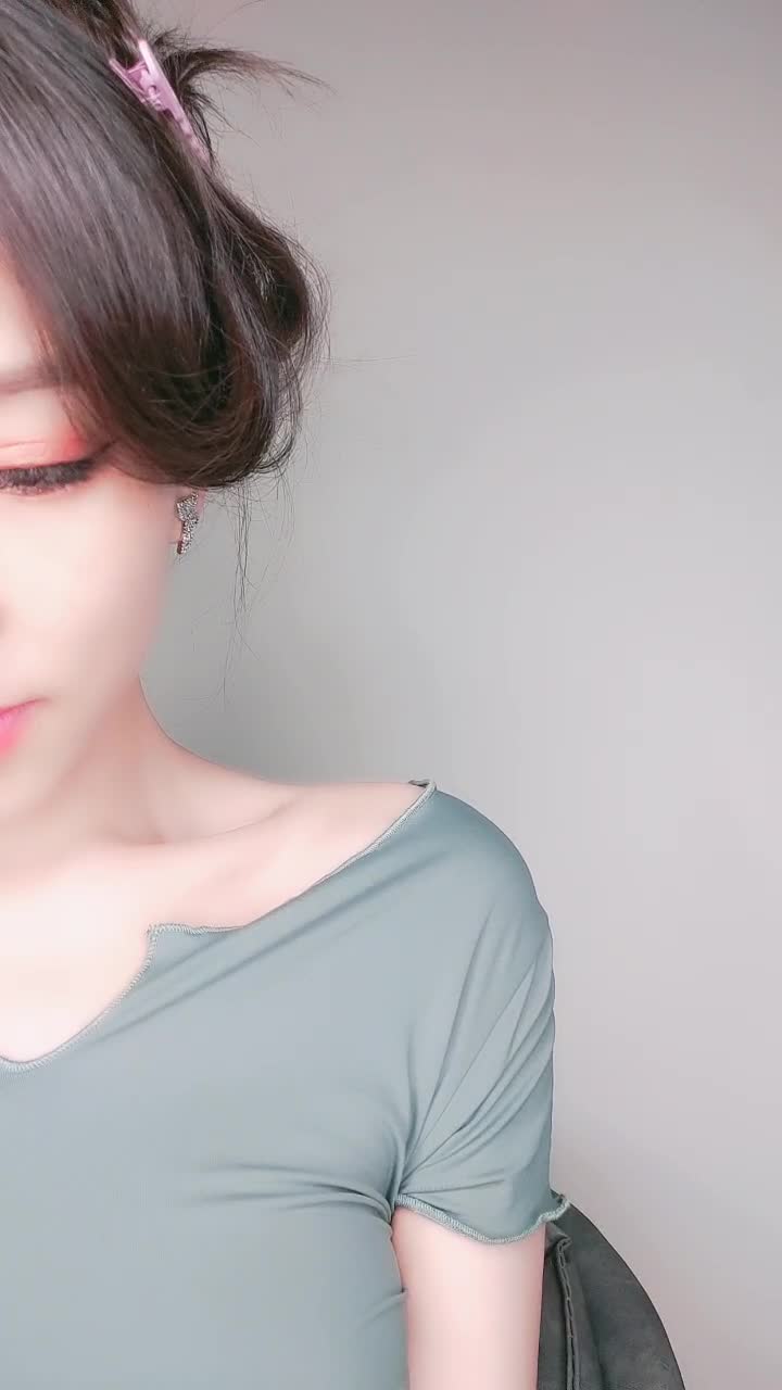  (52)