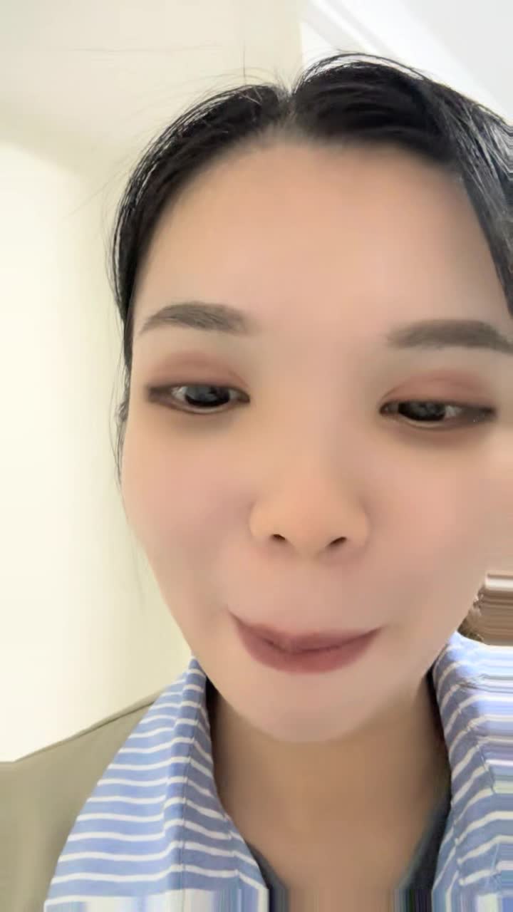  (8)