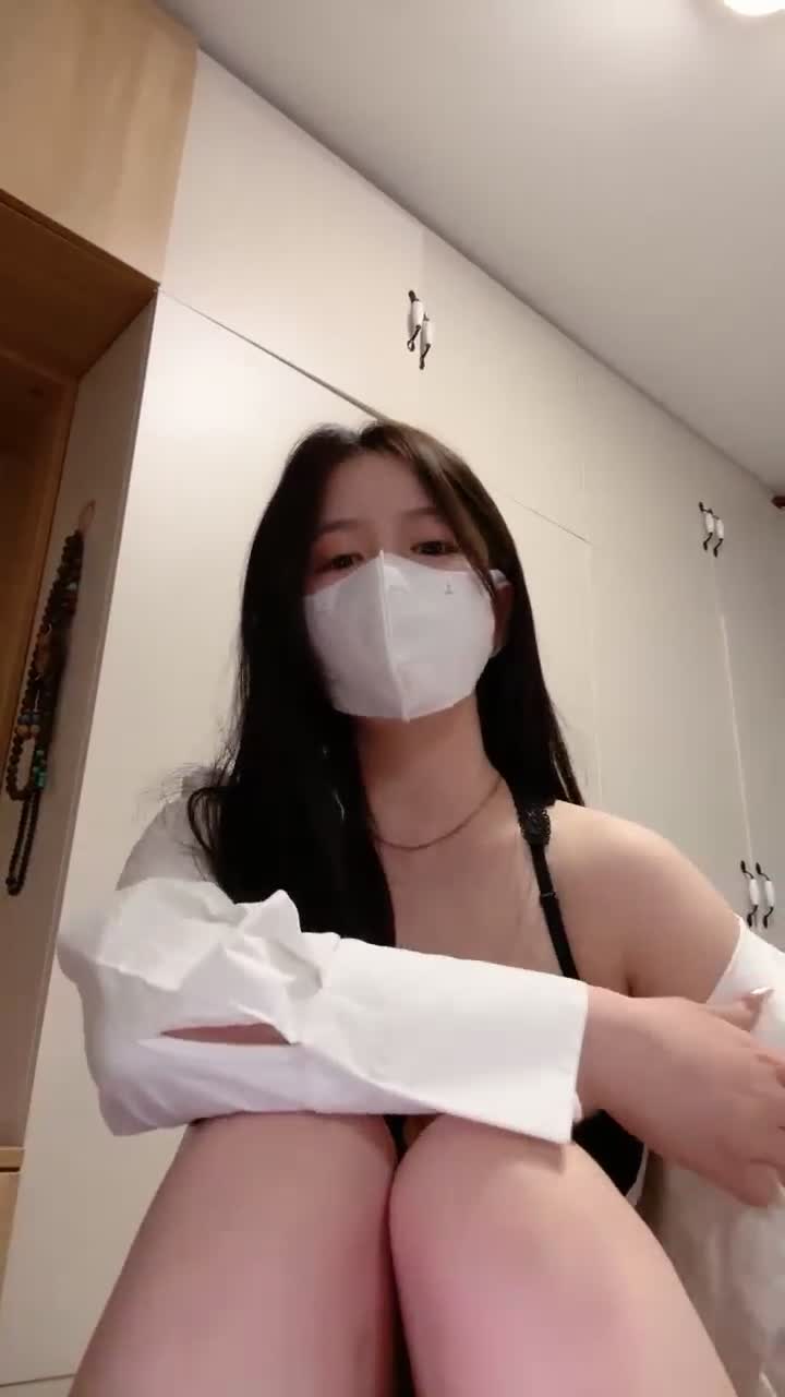  (26)