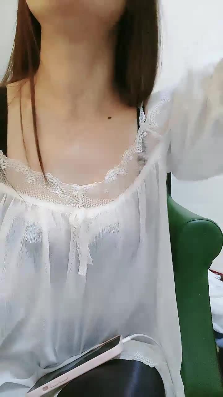  (21)
