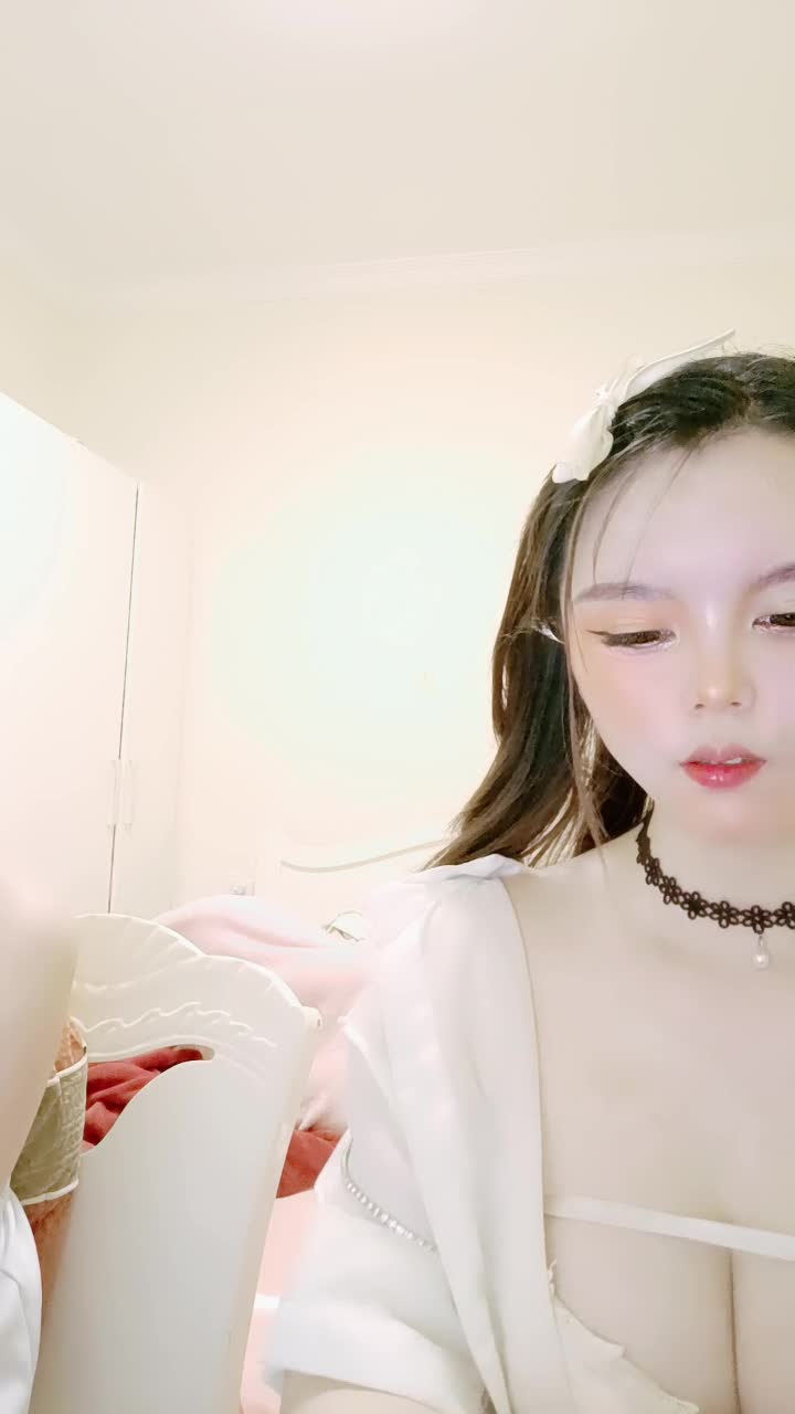  (5)
