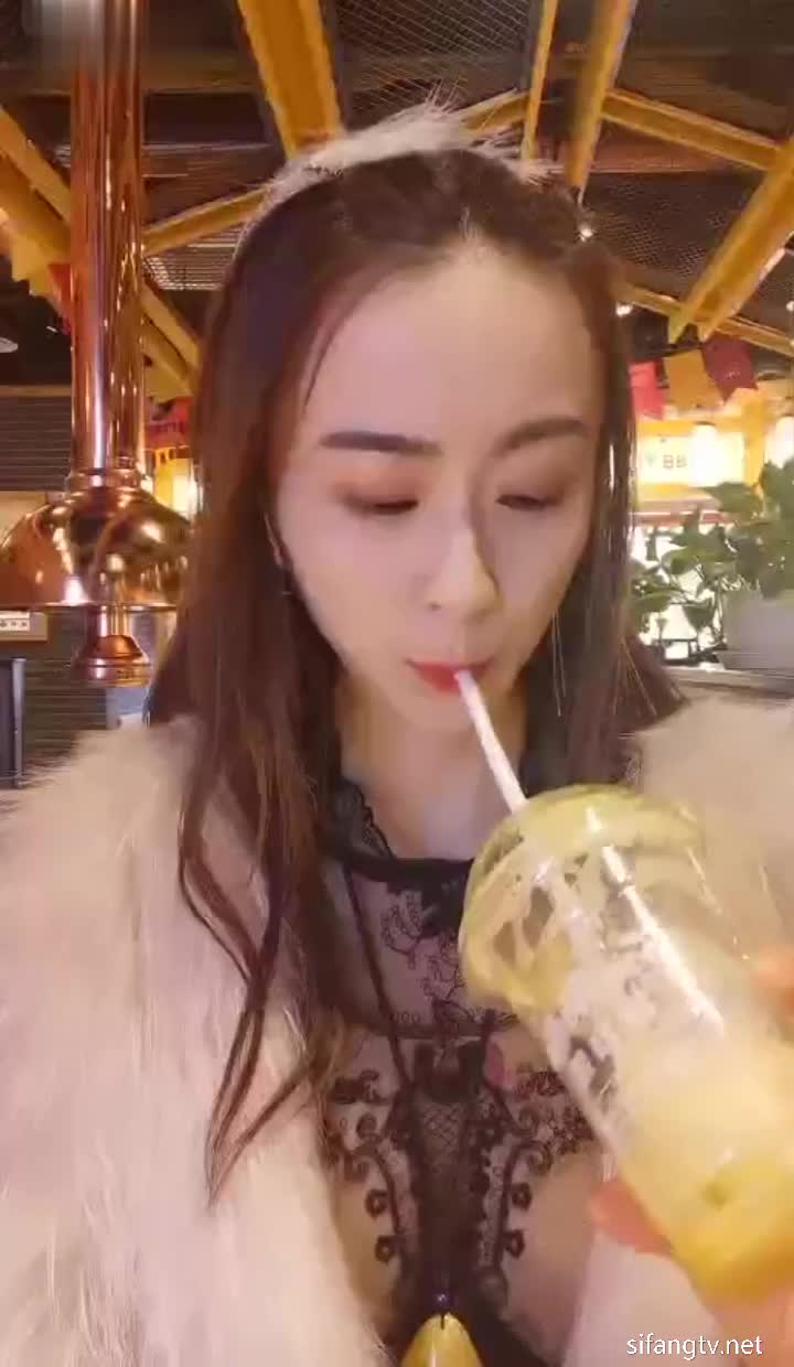  (1)