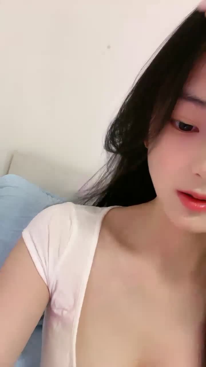  (18)