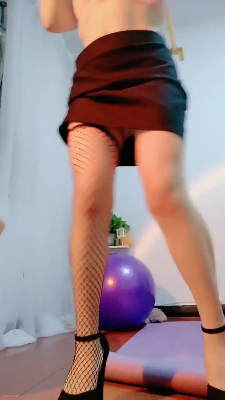  (4)