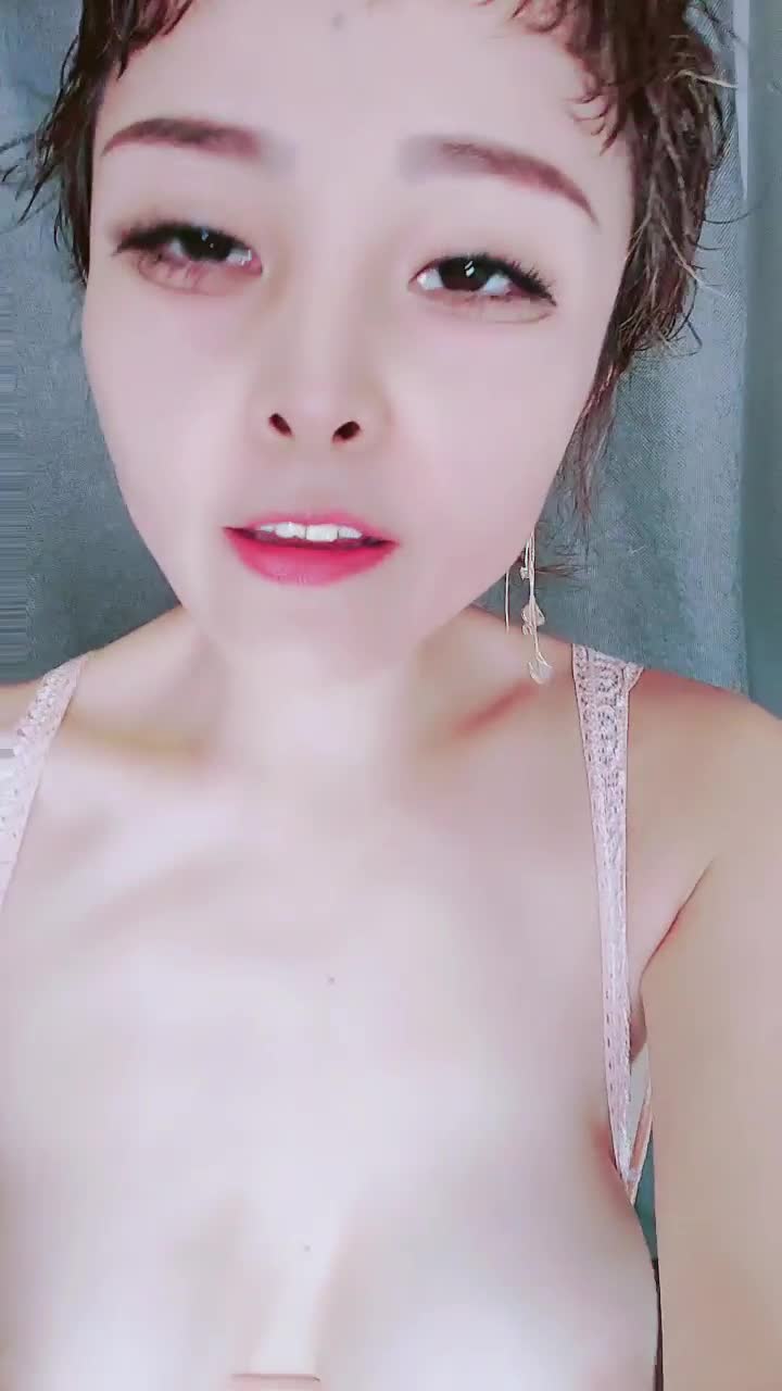  (12)