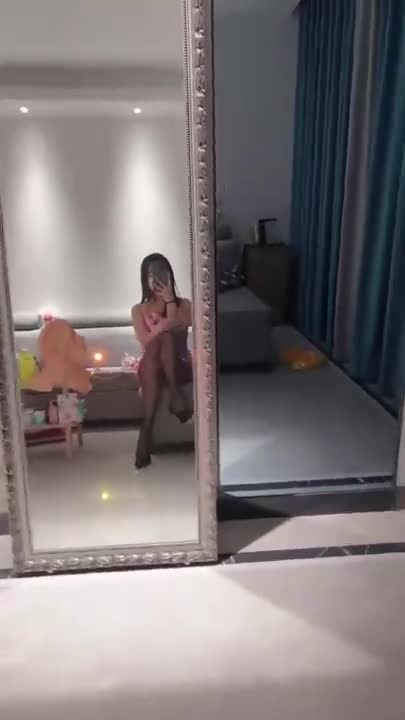 2048.hk@ 1 (44)