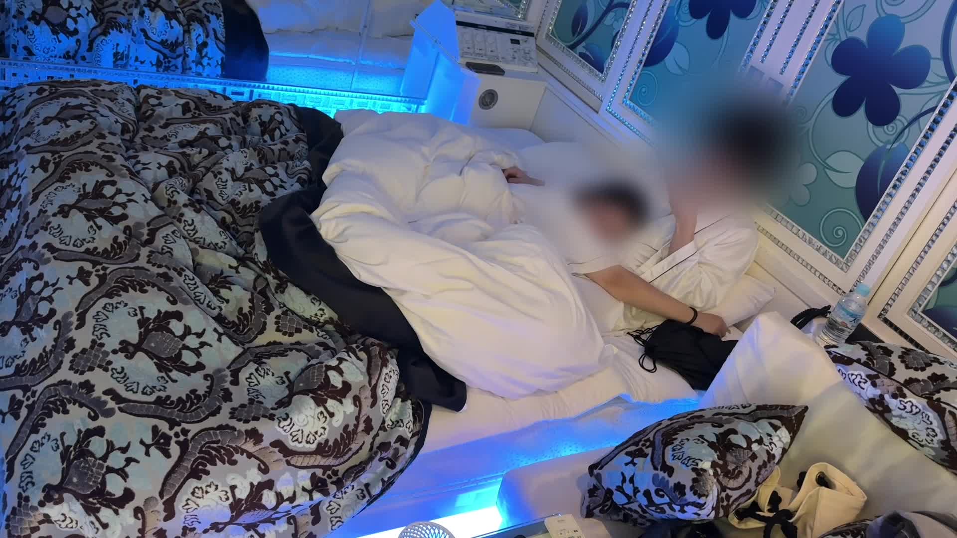 2048.hk@彼氏とのSEXじゃ満足できないセフレと浮気SEX