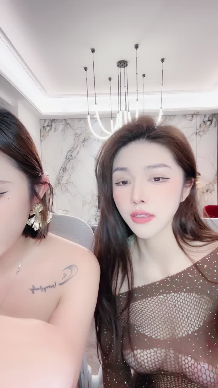 2048.hk@絕代雙雞_20260605