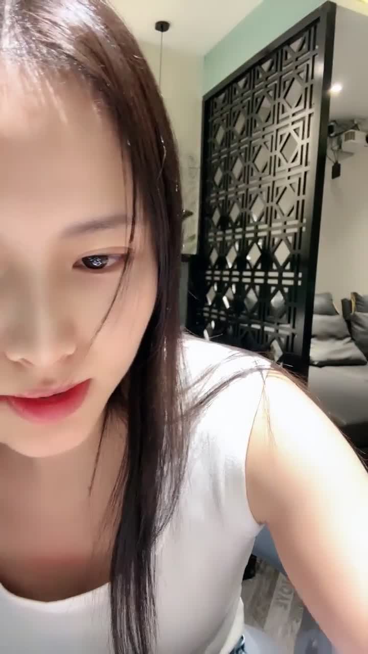 2048.vip-推荐 颜值少妇【最差老师】Part3,绿播下海一对一,道具自慰高潮,大尺度掰逼诱惑,奶圆逼粉