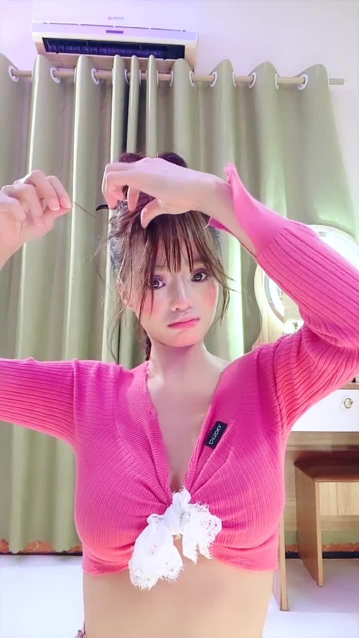 2048.hk@58888117(8)1.18