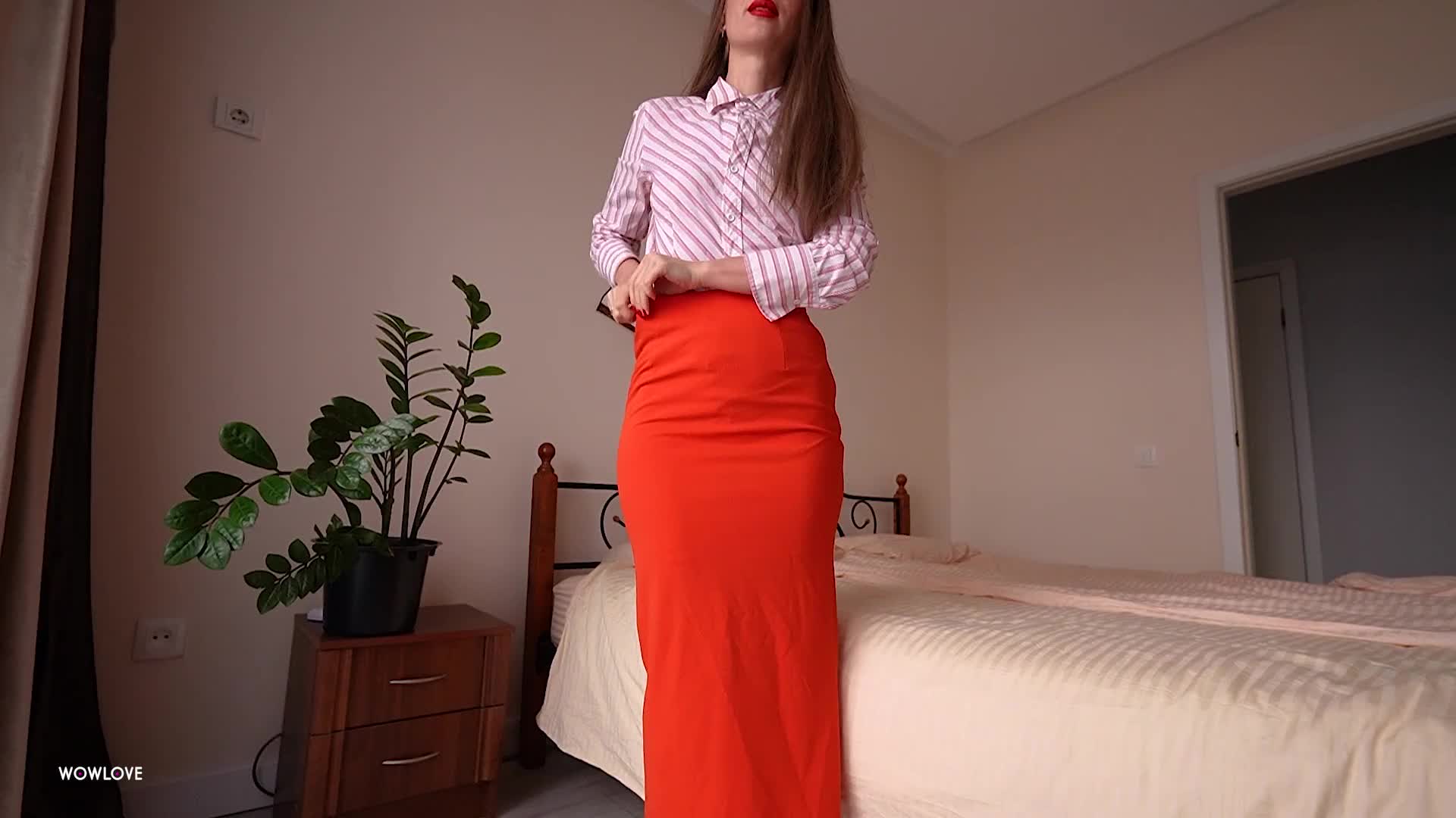 Fit MILF Helps me Cum on her Small Perfect Tits before Work_WOW LOVE_1080p