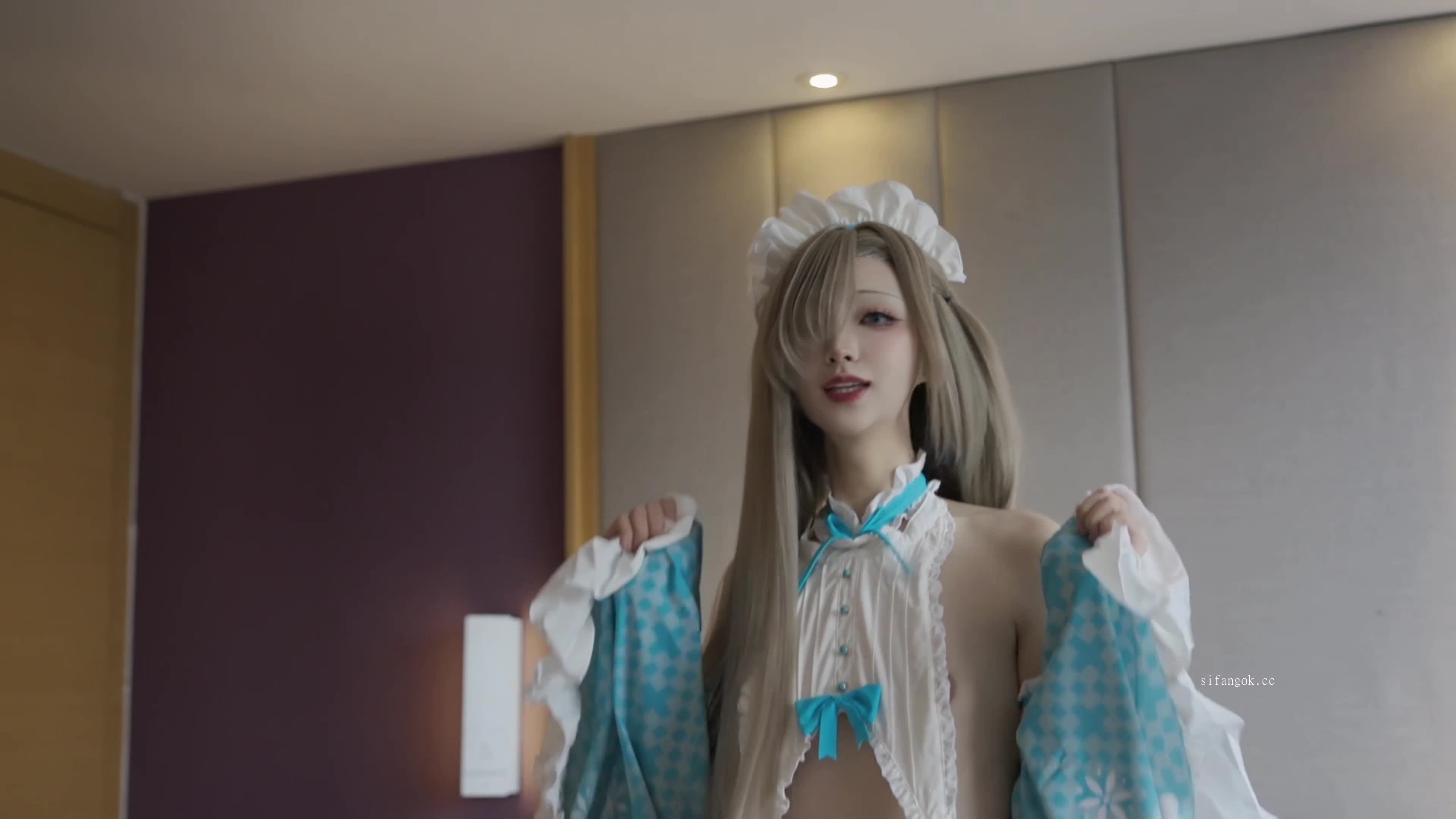 2048.vip-精品推荐 【推特】幼态网红脸比女人还美的985COS男娘『怡华』啪啪福利28V 超高颜值惊为天人堪称极品