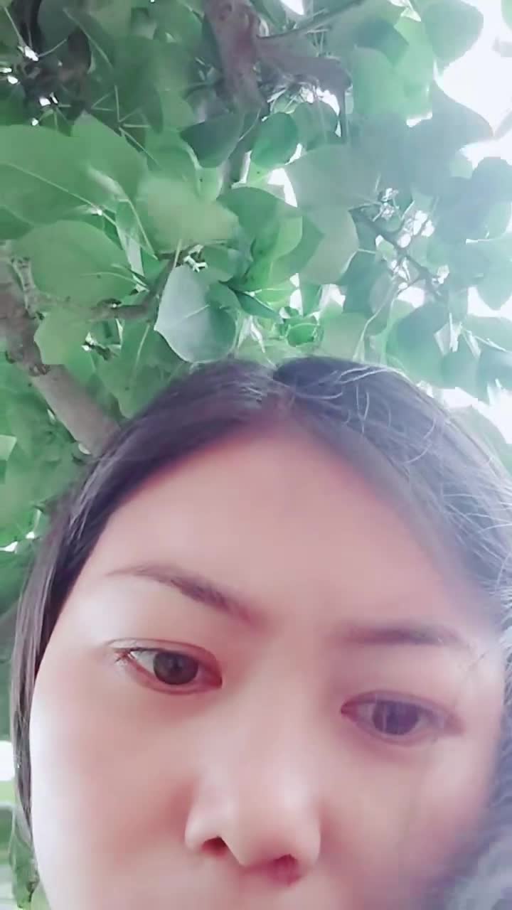 2048.vip-【农村骚娘们儿】贵在真实农村超骚御姐户外露出真空跳蛋自慰掰穴展示跳蛋震穴超级带劲