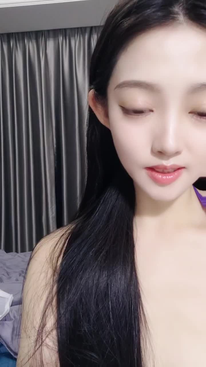 2048.vip-重磅！顶级女神回归！简直美炸天【小野马】脸穴同框道具自慰流白浆，满满撸点